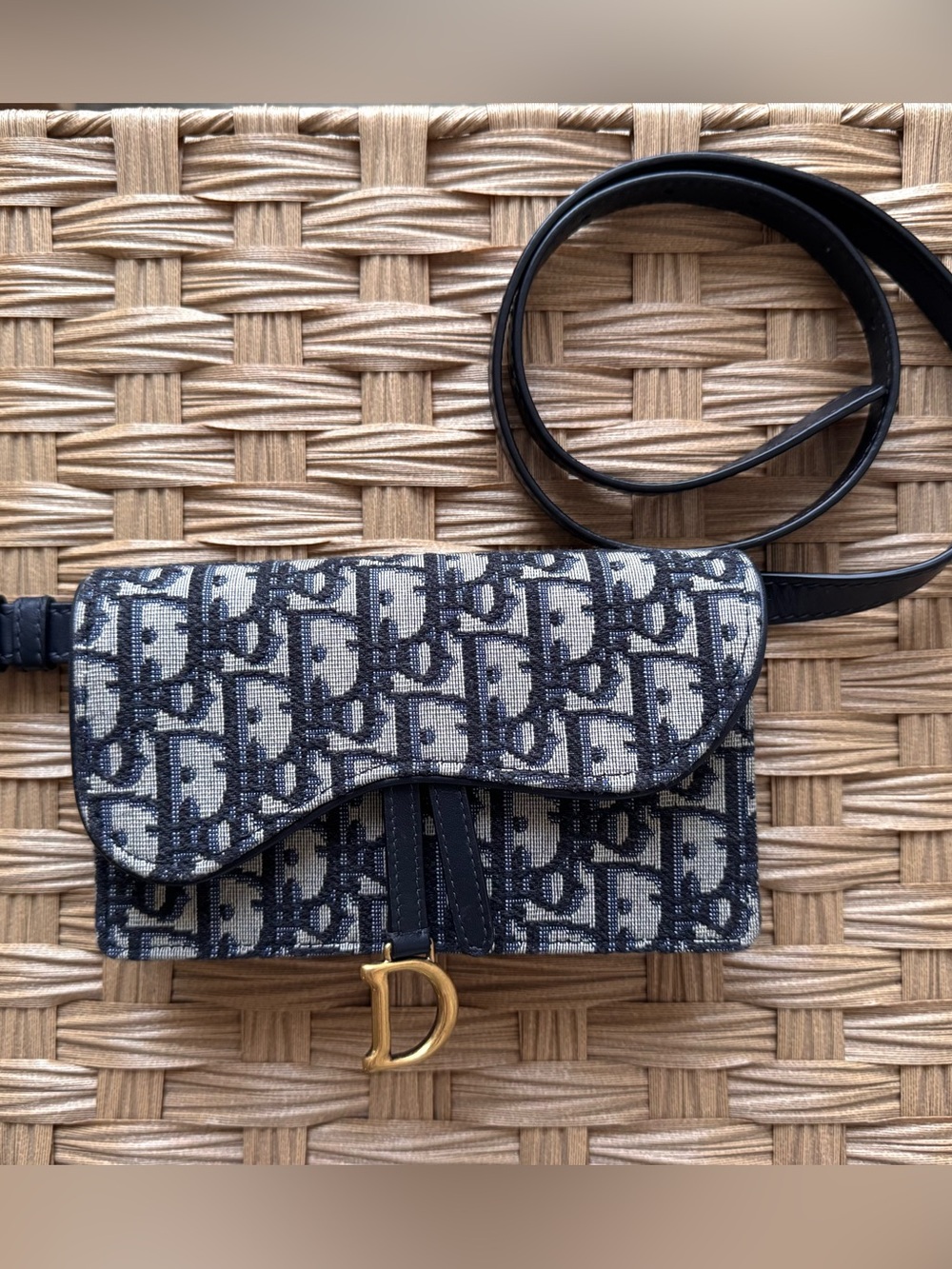 Dior Saddle Belt Bag with Gold 'D' Charm (Authentic)
